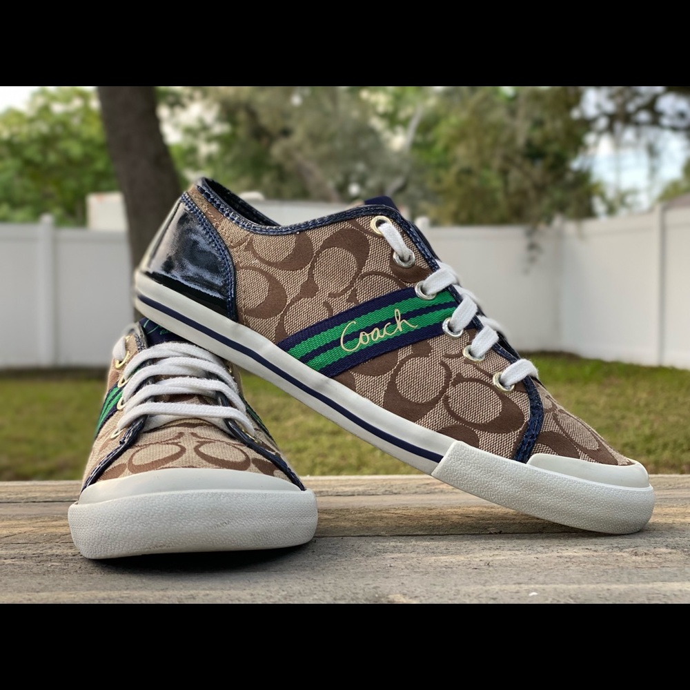 Coach sneakers shoes 8.5size